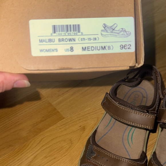 OrthoFeet size 8 Malibu leather Women's Brown Sandals - Picture 6 of 12